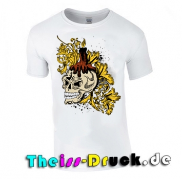 Totemkopf mit Kerzen